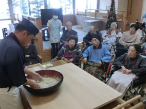 2018年（平成30年）11月のそば打ちのご様子です。